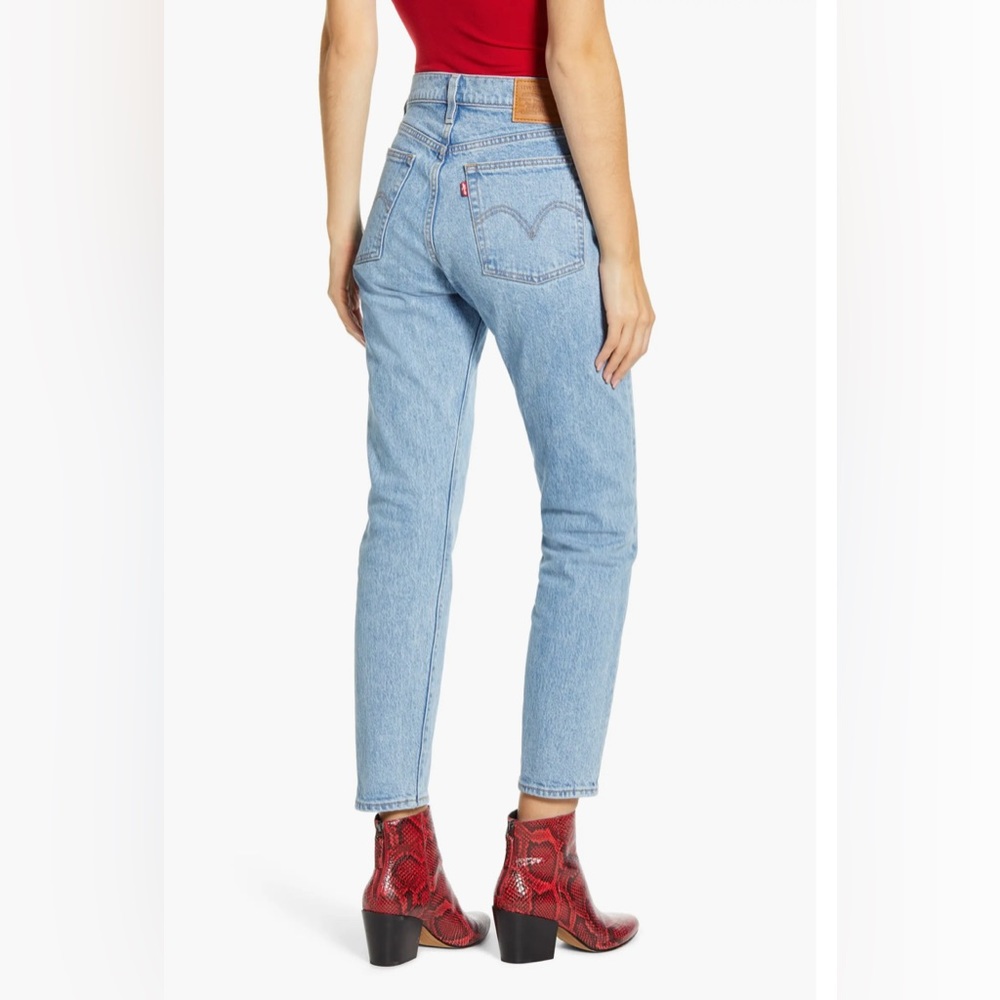 Levi’s Wedgie High-Waisted Jeans